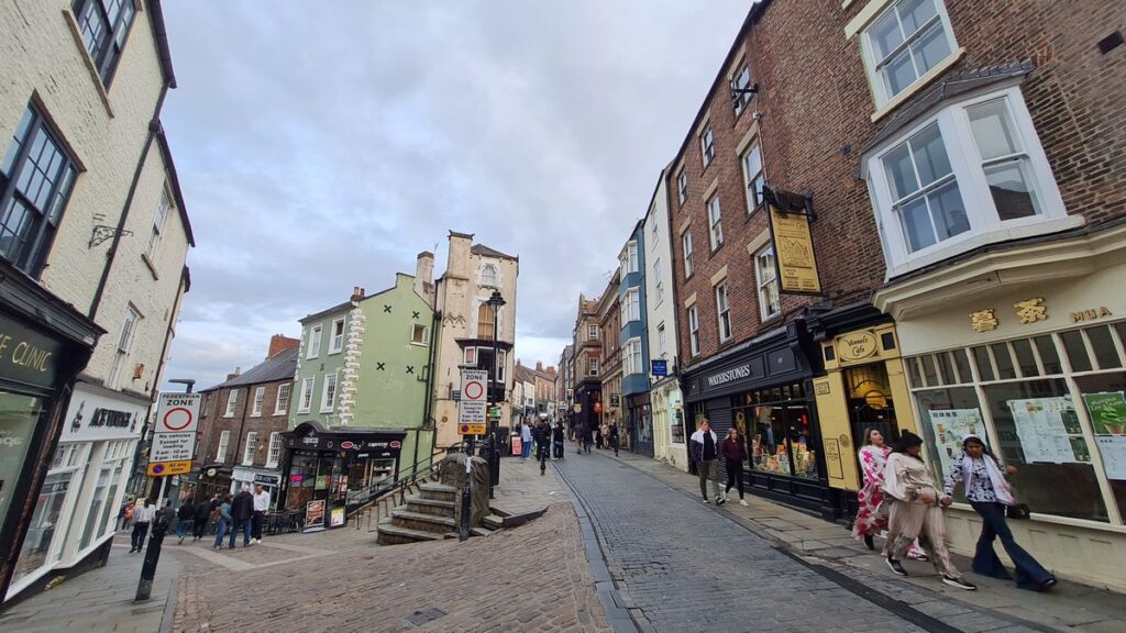 Saddler Street curving uphill