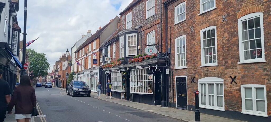 Eton High Street shopfronts seen from the road